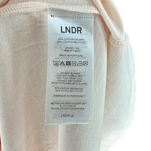 LNDR Fresh As Air Unisex Tee T-Shirt Size Small NWT Shell Cream Embroidered Top - Picture 4 of 7